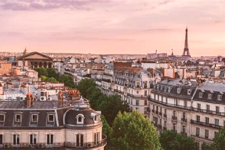 Elizabeth, 26 — Escort in New Paris, United States