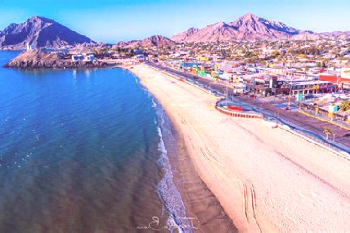 Elizabeth, 26 — Escort in San Felipe, Venezuela