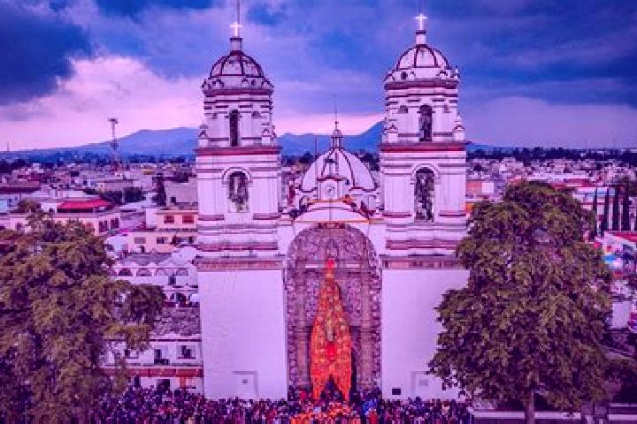 Elizabeth, 26 — Escort in Santiago Ixtlahuaca, Mexico
