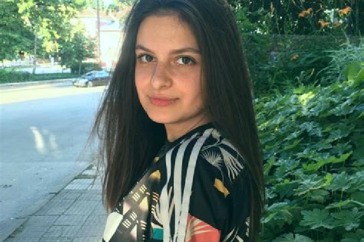 Elizabeth, 26 — Escort in Svishtov, Bulgaria
