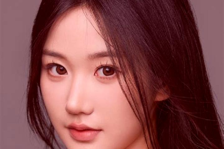 Elizabeth, 26 — Escort in Yajin, China
