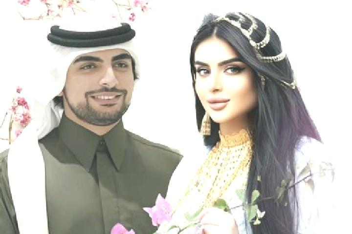 Elizabeth, 27, a auburn grey-eyed middle eastern companion based in Mahra. Offering BDSM, Travel Companion, CIM, Deep French Kissing. Available for incall an...