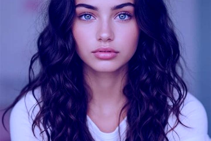 Elizabeth, 27, a brunette brown-eyed mediterranean companion based in Nova Gorica. Offering OWO, Massage. Available for incall and outcall, overnight booking...