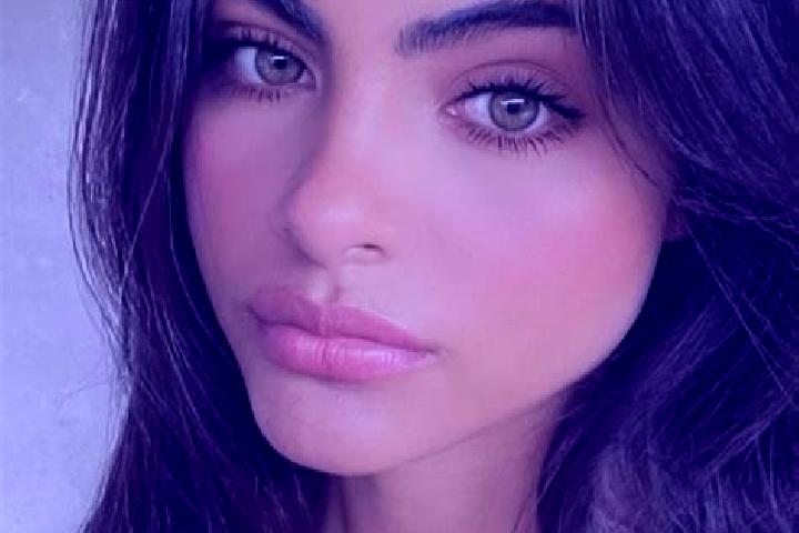 Elizabeth, 27, a brunette dark-eyed mixed companion based in Walheim - Hahn. Offering Roleplay, Striptease, Tantra, Domination, 69. Available for incall and ...