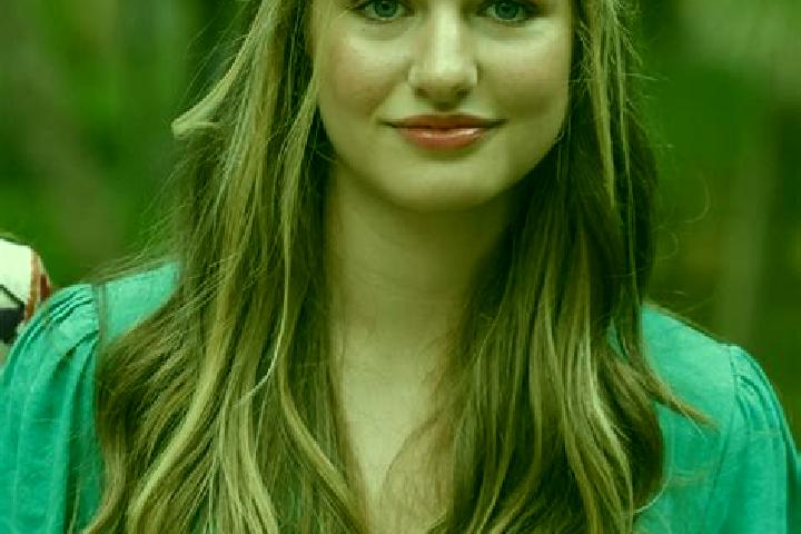 Elizabeth, 27 — Escort in Bordon, Spain