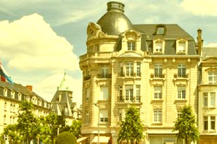 Elizabeth, 27 — Escort in Kirchberg, Luxembourg