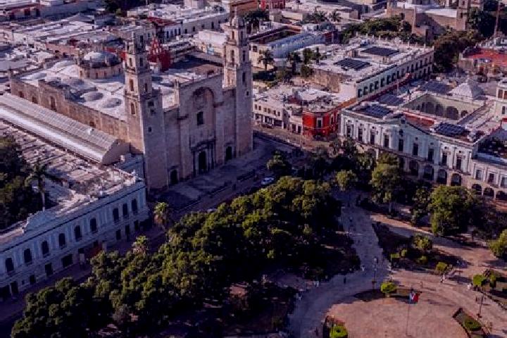 Elizabeth, 27 — Escort in Merida, Mexico
