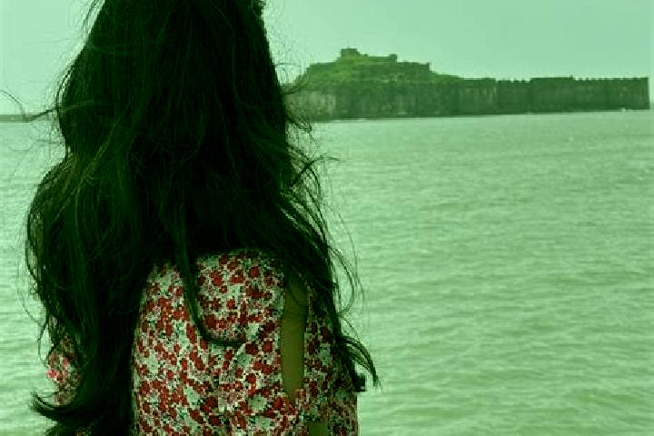 Elizabeth, 27 — Escort in Murud, India