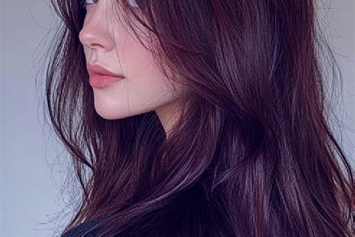 Elizabeth, 28, a auburn brown-eyed caucasian companion based in Fresach. Offering A-Level, Prostate Massage, Duos. Available for incall and outcall, day and ...