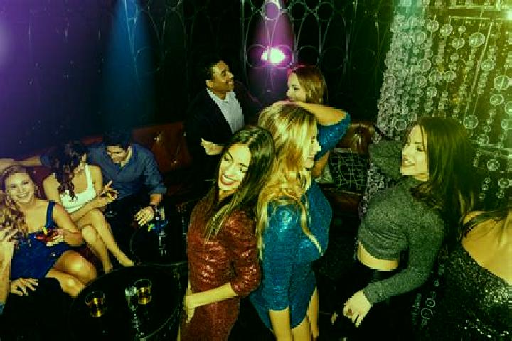 Elizabeth, 28, a brunette dark-eyed european companion based in Lestiac-sur-Garonne. Offering BDSM, Duos, Tantra, Striptease. Available for incall and outcal...