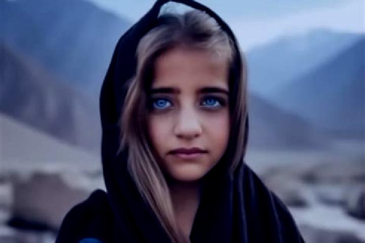 Elizabeth, 28, a chestnut blue-eyed middle eastern companion based in Cerro Pelado. Offering Tantra, Roleplay, Dinner Date, GFE, Couples. Available for incal...