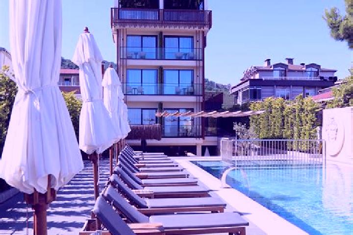Elizabeth, 28 — Escort in Guelyali, Turkey