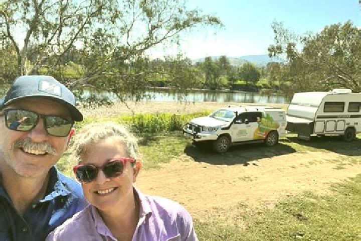 Elizabeth, 28 — Escort in Heatley, Australia