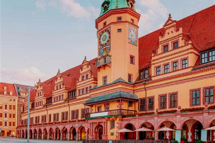 Elizabeth, 28 — Escort in Kissing, Germany