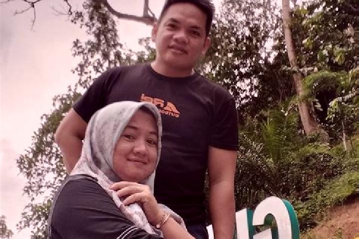 Elizabeth, 28 — Escort in Longkali, Indonesia