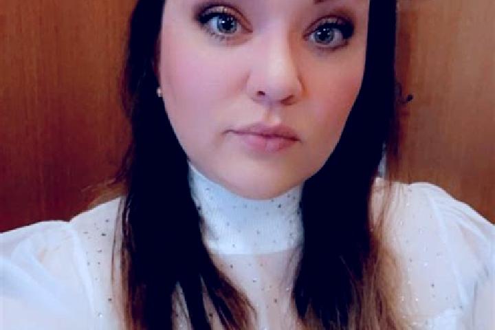 Elizabeth, 28 — Escort in Vincennes, United States
