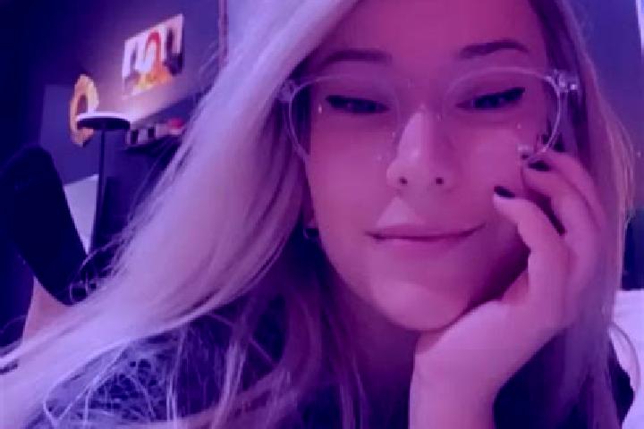Elizabeth, 29, a blonde grey-eyed mixed companion based in Matabao. Offering Deep French Kissing, Prostate Massage, A-Level, CIM. Available for incall and ou...