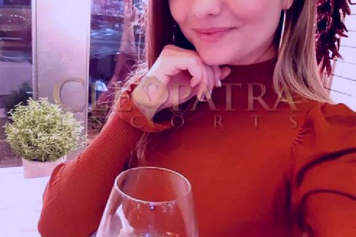 Elizabeth, 29, a red amber-eyed mediterranean companion based in Zuerich (Kreis 6) / Unterstrass. Offering OWO, Party Girl, CIM, Striptease. Available for in...