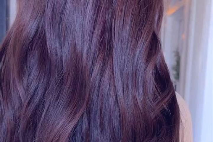 Elizabeth, 29, a red brown-eyed mixed companion based in Longport. Offering Dinner Date, Massage, 69. Available for incall and outcall, day and evening dates.