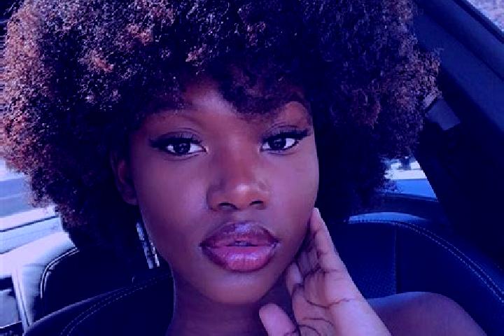 Elizabeth, 30, a black brown-eyed ebony companion based in The Entrance North. Offering Overnight, Striptease, BDSM. Available for incall and outcall, overni...