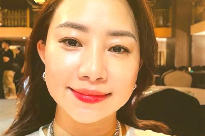 Elizabeth, 30 — Escort in Hoa Thanh, Vietnam