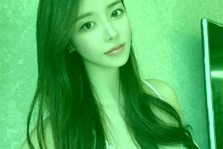 Elizabeth, 30 — Escort in Jiaoxie, China