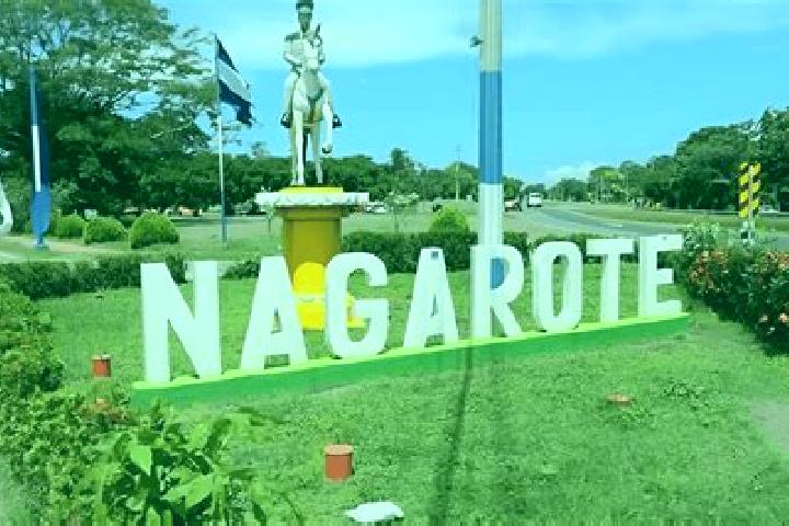 Elizabeth, 30 — Escort in Nagarote, Nicaragua