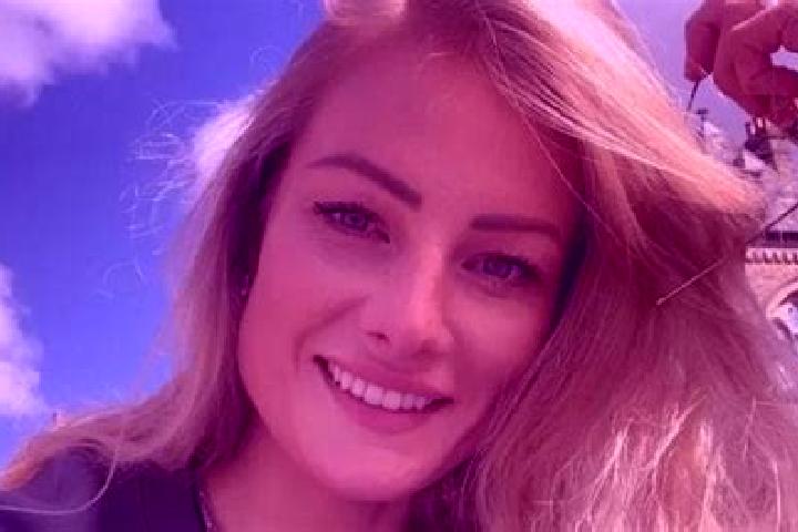 Elizabeth, 30 — Escort in Shotton, United Kingdom