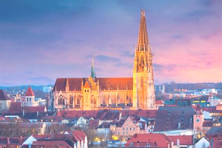 Elizabeth, 30 — Escort in St. Peter, Germany