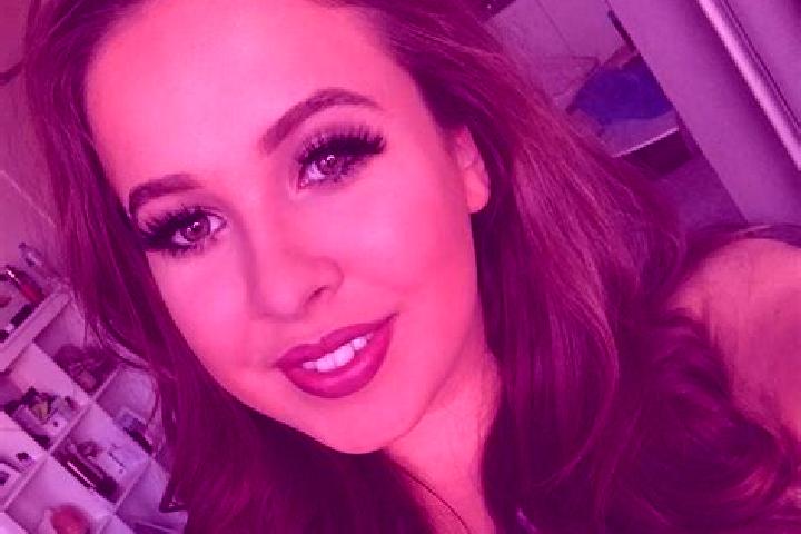Elizabeth, 31, a auburn dark-eyed mediterranean companion based in Formigara. Offering Overnight, Prostate Massage, Dinner Date, A-Level. Available for incal...