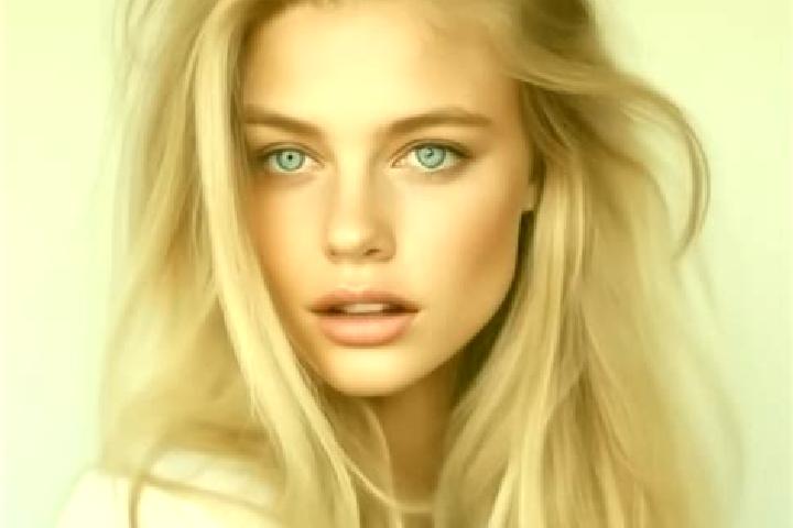 Elizabeth, 31, a blonde grey-eyed middle eastern companion based in Clive. Offering GFE, 69. Available for incall and outcall, day and evening dates.