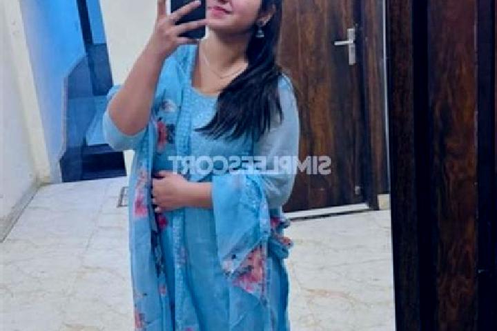 Elizabeth, 31 — Escort in Kalol, India