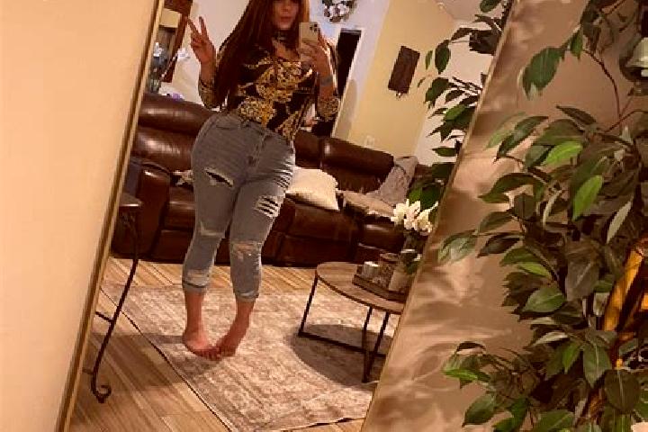 Elizabeth, 31 — Escort in Salmon Brook, United States