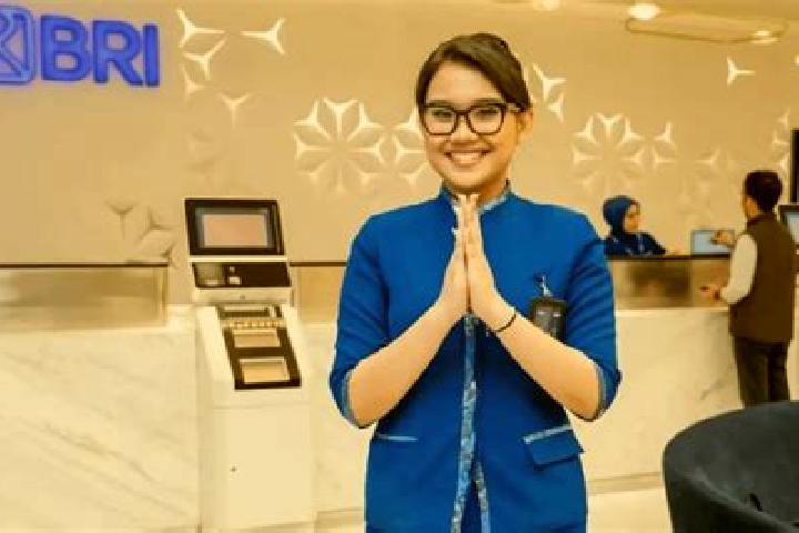 Elizabeth, 31 — Escort in Sukawening, Indonesia