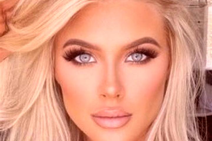Elizabeth, 32, a platinum blonde amber-eyed asian companion based in Skoczow. Offering A-Level, Erotic Massage, Massage, Tantra. Available for incall and out...