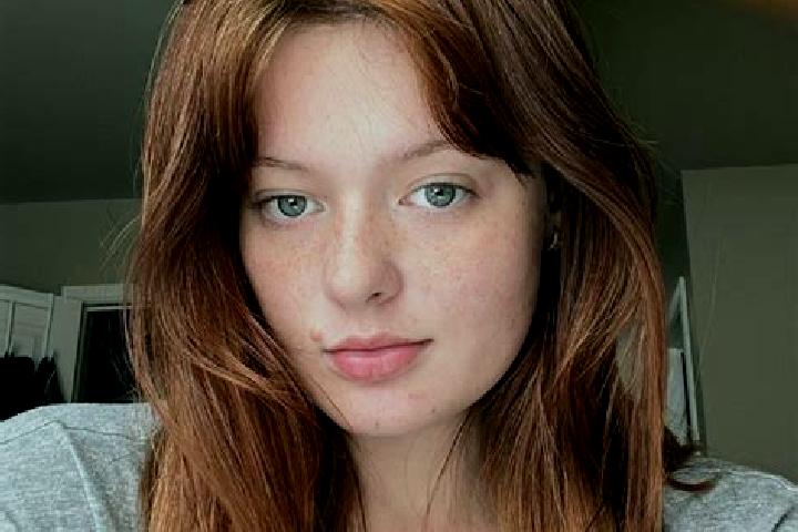 Elizabeth, 32, a red brown-eyed mixed companion based in Bullion. Offering CIM, 69, Tantra, Erotic Massage. Available for incall and outcall, day and evening...