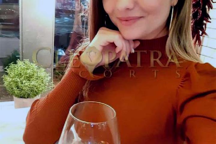 Elizabeth, 32, a red grey-eyed mixed companion based in Capim. Offering Tantra, Dinner Date, Erotic Massage, OWO, Massage. Available for incall and outcall, ...