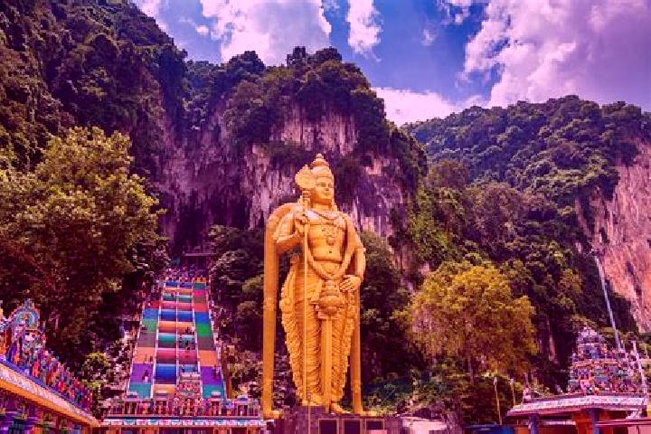 Elizabeth, 32 — Escort in Batu Caves, Malaysia