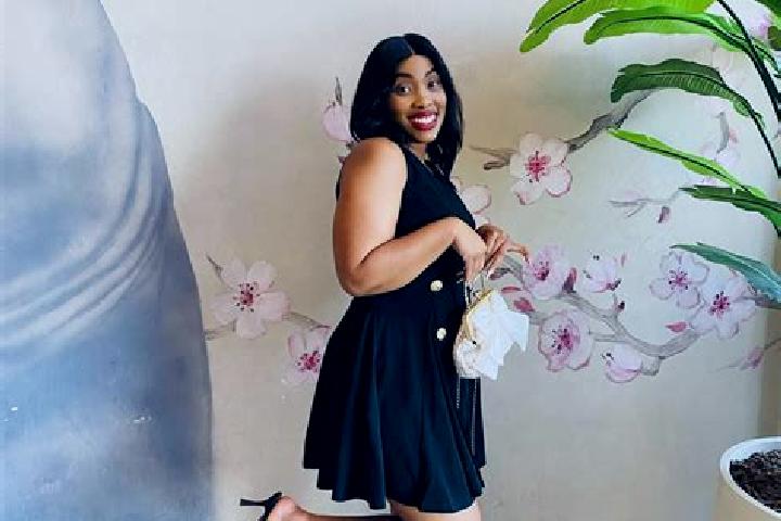 Elizabeth, 32 — Escort in Dundee, South Africa