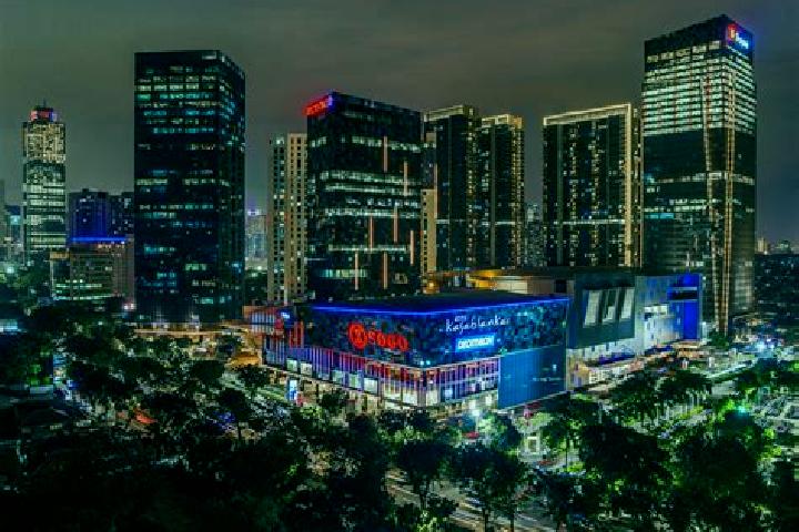 Elizabeth, 32 — Escort in Kokas Kota, Indonesia