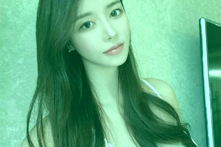 Elizabeth, 32 — Escort in Longwantun, China