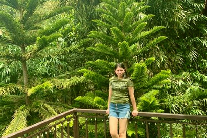 Elizabeth, 32 — Escort in Sumandang, Indonesia