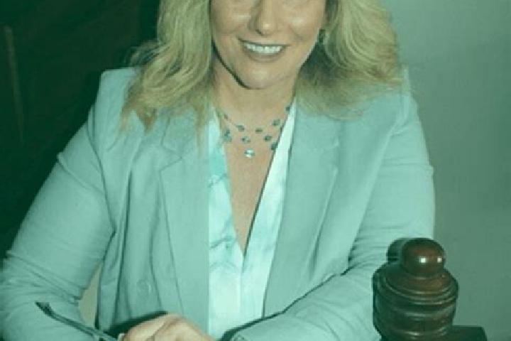 Elizabeth, 32 — Escort in West Union, United States