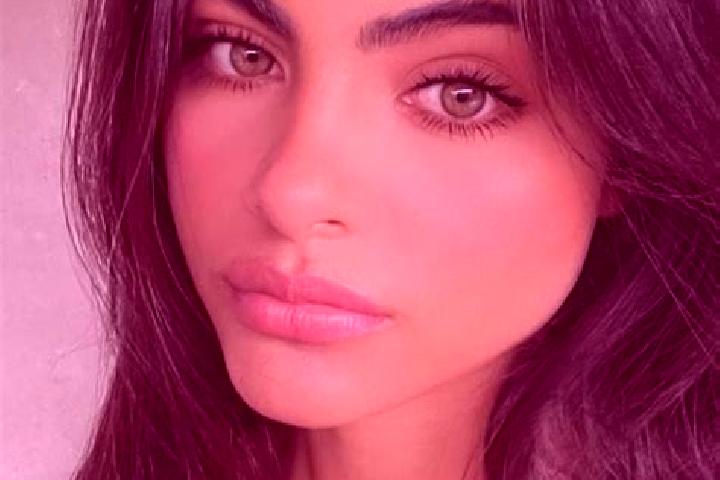 Elizabeth, 33, a black green-eyed indian companion based in Trzcianka. Offering A-Level, CIM, Striptease, Roleplay. Available for incall and outcall, day and...