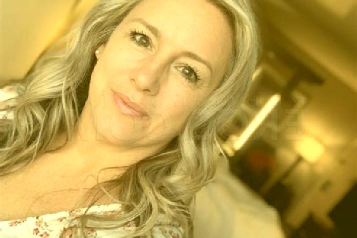 Elizabeth, 33, a blonde grey-eyed indian companion based in Silver City. Offering Dinner Date, Girlfriend Experience, Deep French Kissing, Couples, BDSM. Ava...