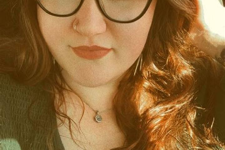 Elizabeth, 33 — Escort in Divernon, United States