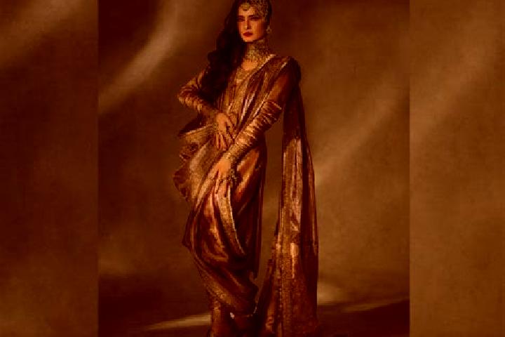 Elizabeth, 33 — Escort in Khada, India