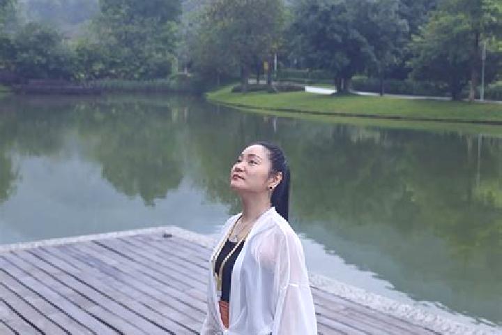 Elizabeth, 33 — Escort in Luofu, China