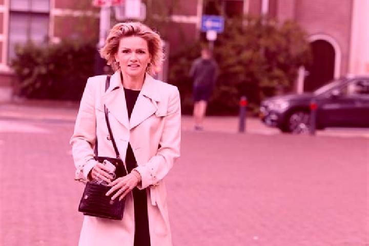 Elizabeth, 33 — Escort in Oentsjerk, Netherlands