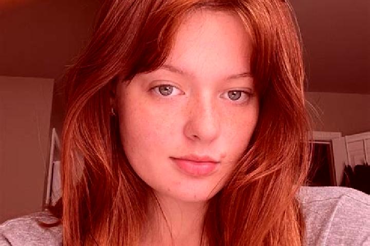 Elizabeth, 34, a auburn hazel-eyed slavic companion based in Somcuta Mare. Offering Duos, CIM. Available for incall and outcall, day and evening dates.